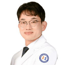 목포신세계병원 신경외과/대한 척추내시경 수술 연구회 기획의사 김병욱 대표원장 인물사진
